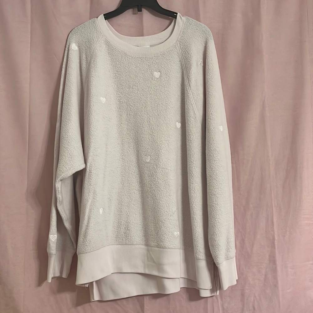 PINK fleece sweater with sewn heart print (light pink color)